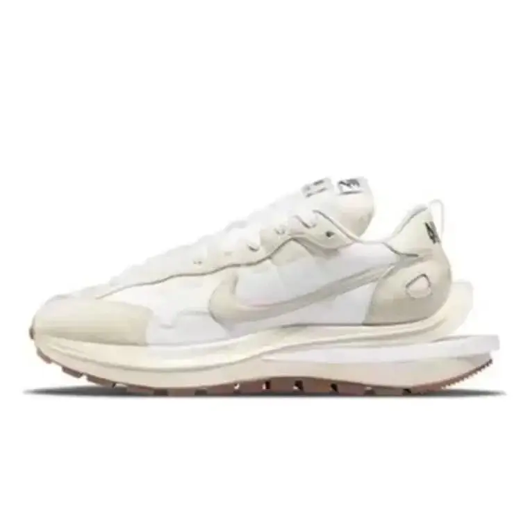 Sacai Nike VaporWaffle Sneakers photo 4