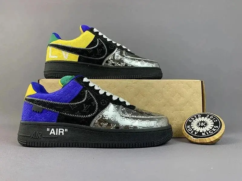 LV ARCH LICHT SNEAKER photo 3