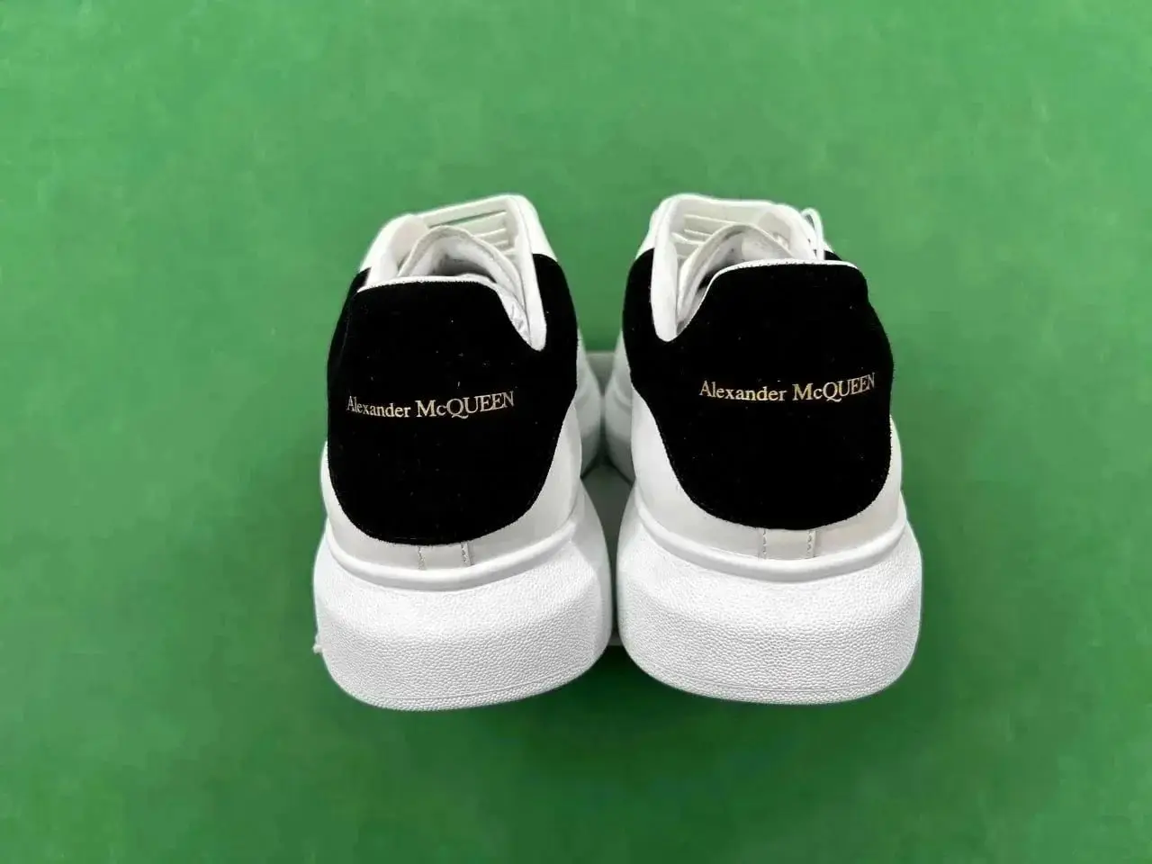 Alexander McQueen Oversized Sneakers [26 styles] photo 4