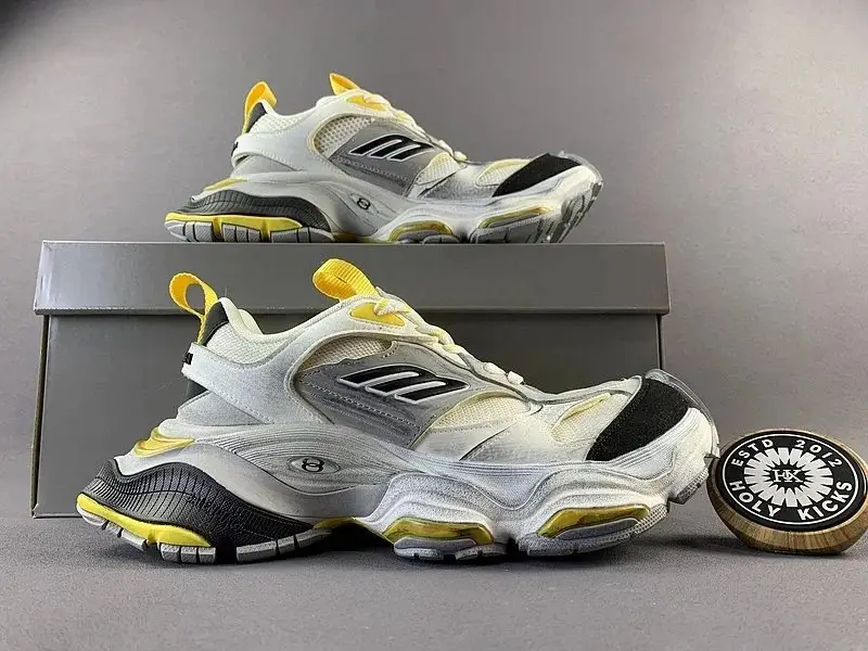 Balenciaga Cargo Sneakers photo 4