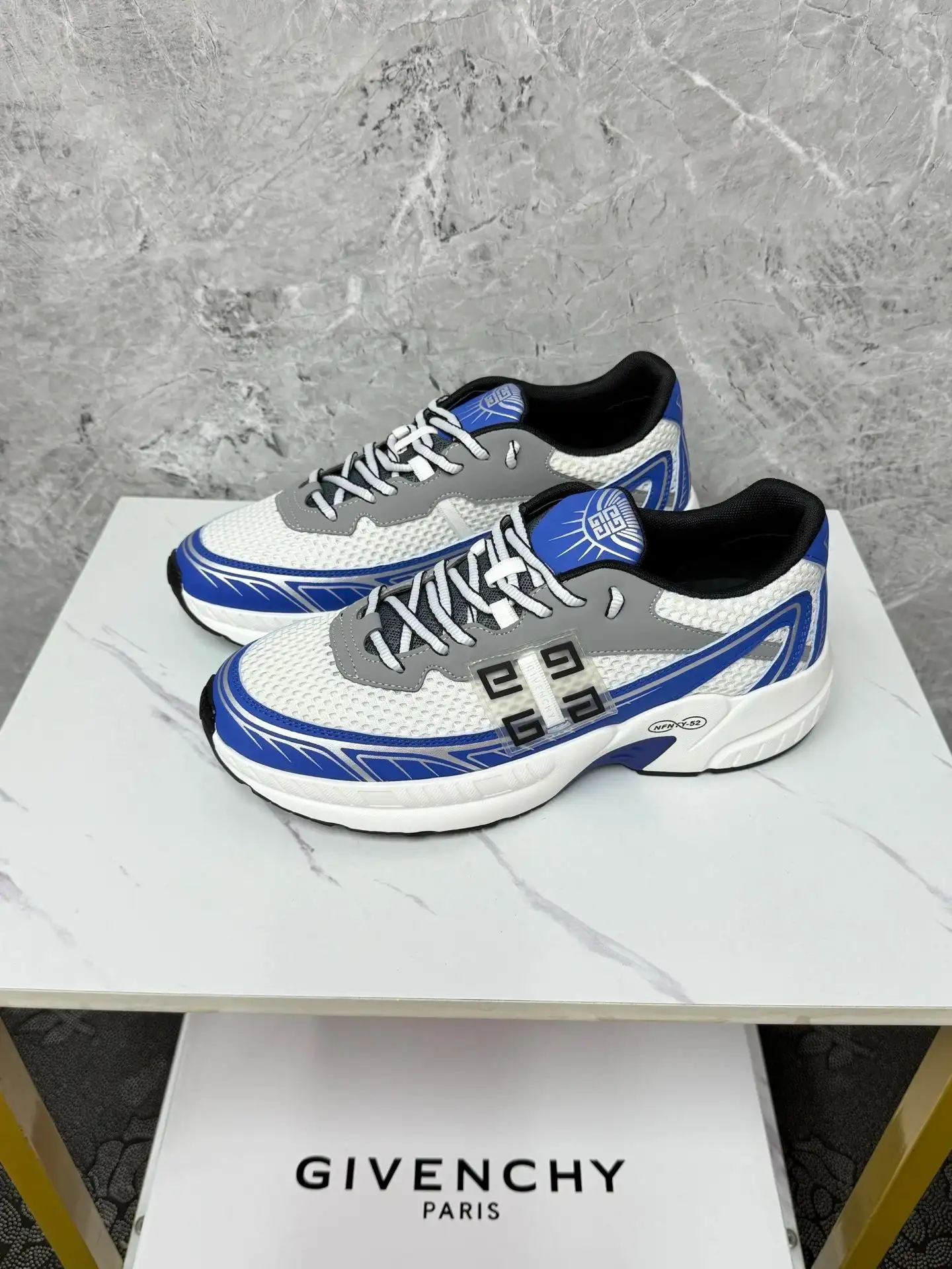 Givenchy Chunky Sneakers [40 styles] photo 4